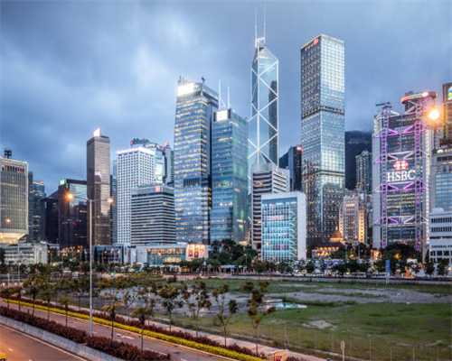 每天了解一款车型-日产轩逸，轩逸适合什么人群？现在可以买吗？