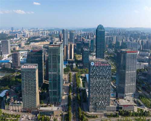 二手车关店潮来临，二手车市场真的要崩盘了吗？